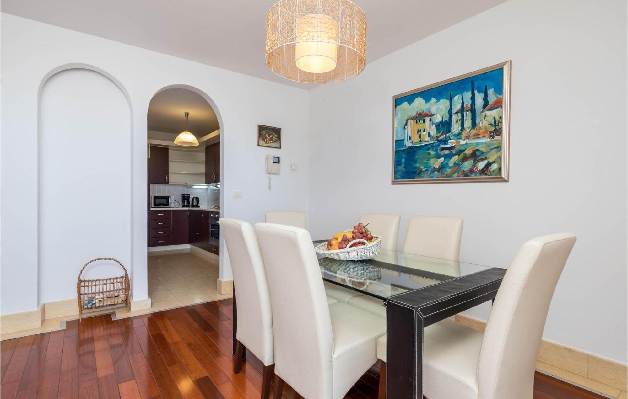 Pet Friendly Apartment In Icici With Wifi Экстерьер фото
